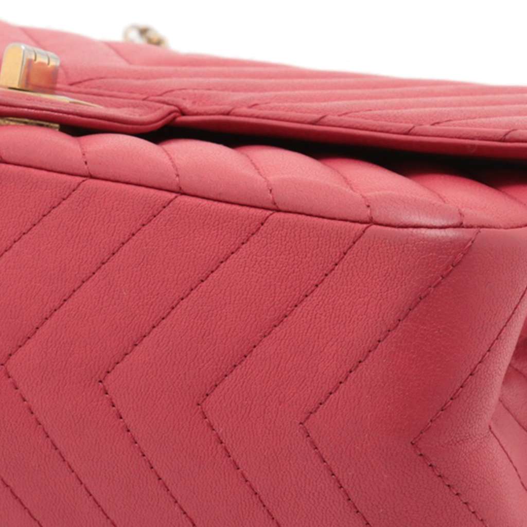 Chanel Reissue 2.55 Chevron Lambskin Double Flap 225 - Image 10