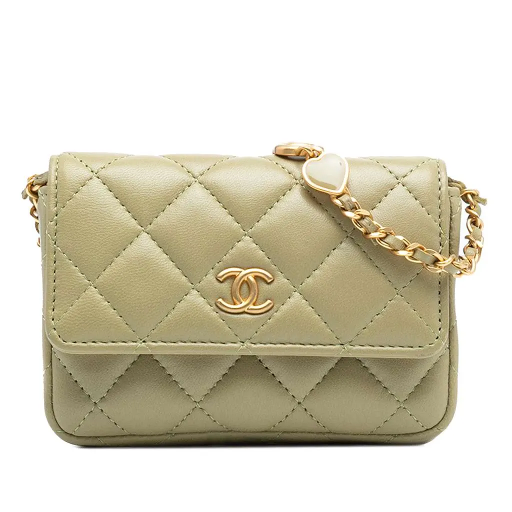 Chanel Lambskin Enamel Coco Hearts Clutch with Chain Green Leather Good - Front View