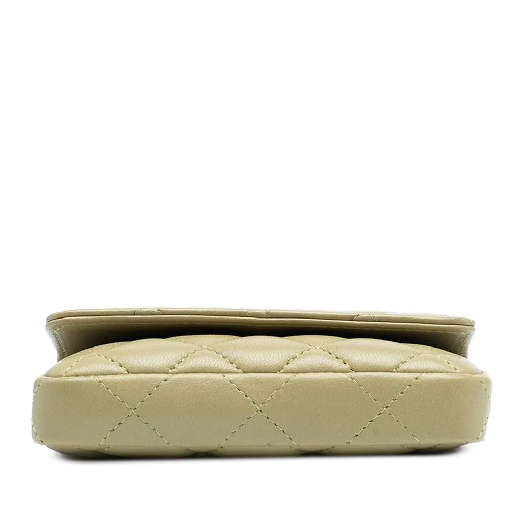Chanel Lambskin Enamel Coco Hearts Clutch with Chain Green Leather Good - Inside View