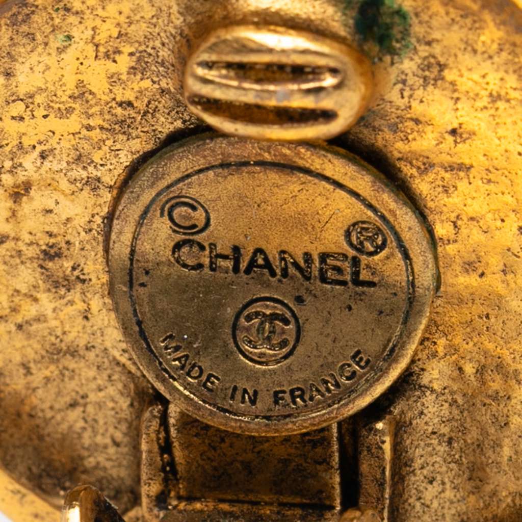 Chanel Gold Plated CC Round Clip On Earrings - 3