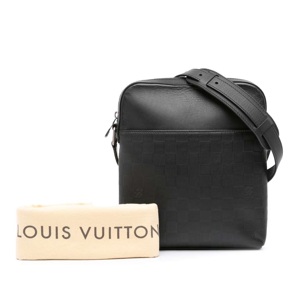 Louis Vuitton Damier Infini District Pochette - Image 13