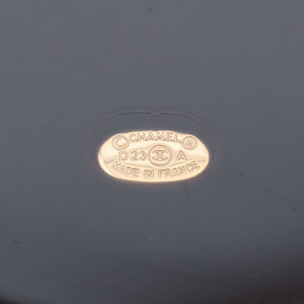 Chanel Resin Rue Cambon Brooch - 4