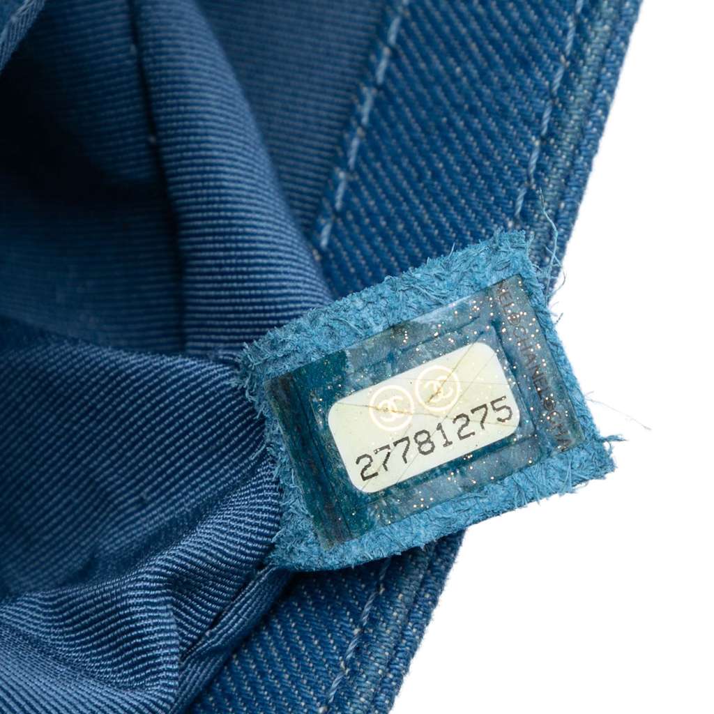 Chanel Old Medium Pleated Denim Boy Flap - Detail 1