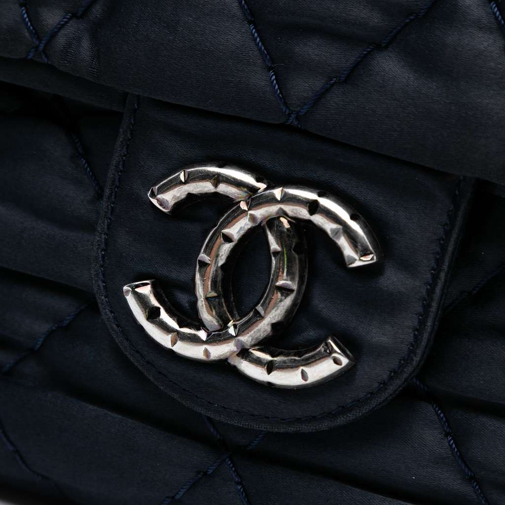 Chanel Extra Large CC Quilted Satin Single Flap - Detail 1