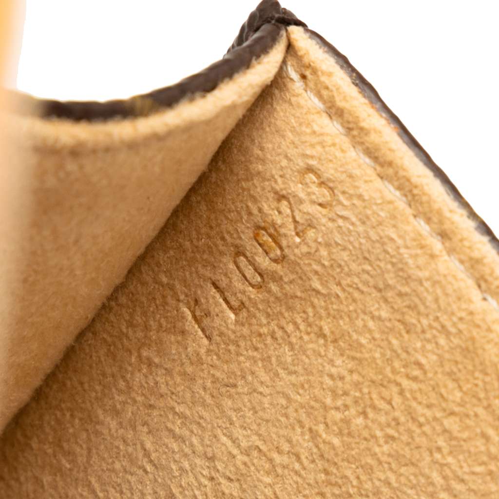 Louis Vuitton Monogram Pochette Florentine - Detail 1