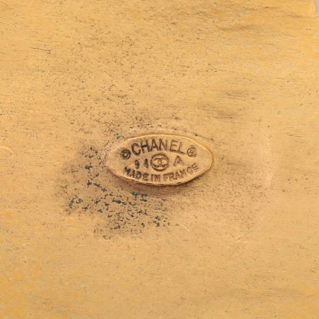 Chanel CC Gold Plated Gripoix Cross Pendant Necklace - Image 6