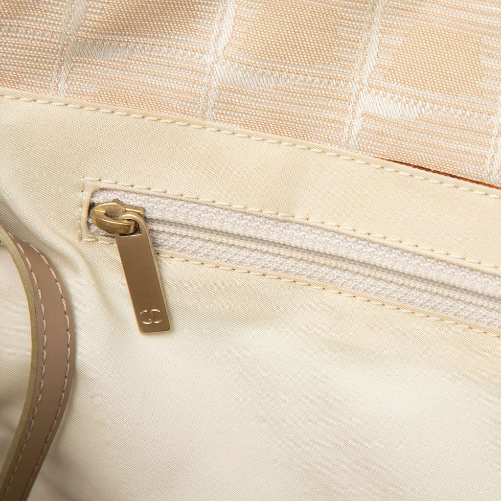 Chanel New Travel Line Nylon Tote - Detail 2