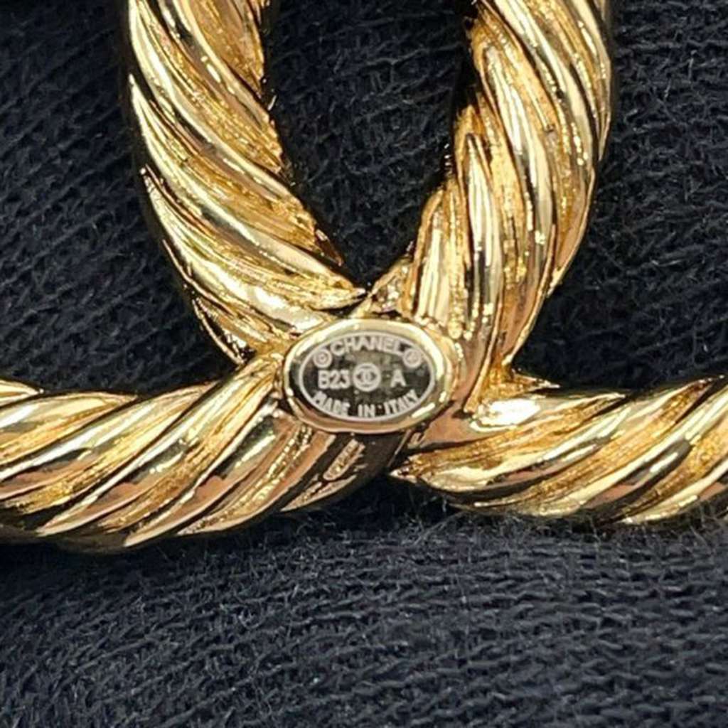 Chanel Gold Plated CC Faux Pearl Rhinestone Brooch - 4