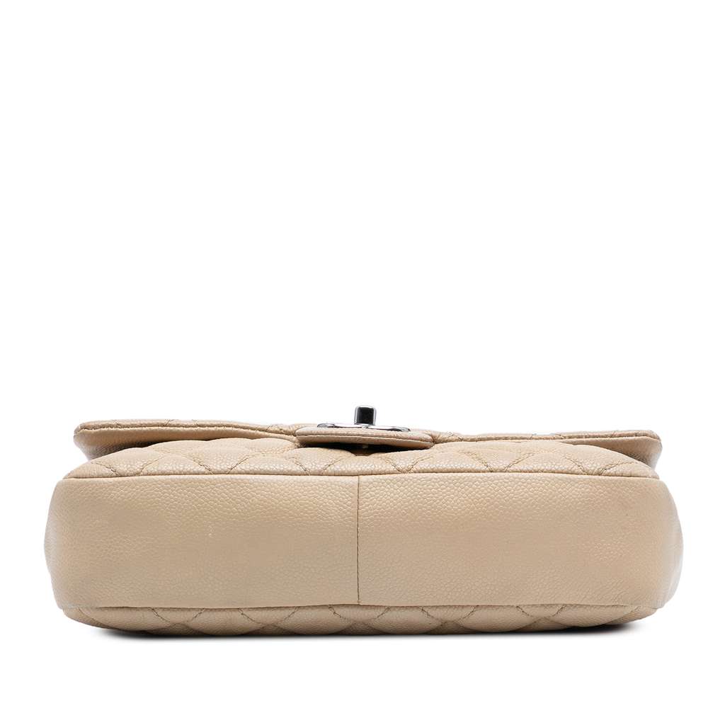 Chanel Medium Quilted Caviar Easy Flap - Image 6