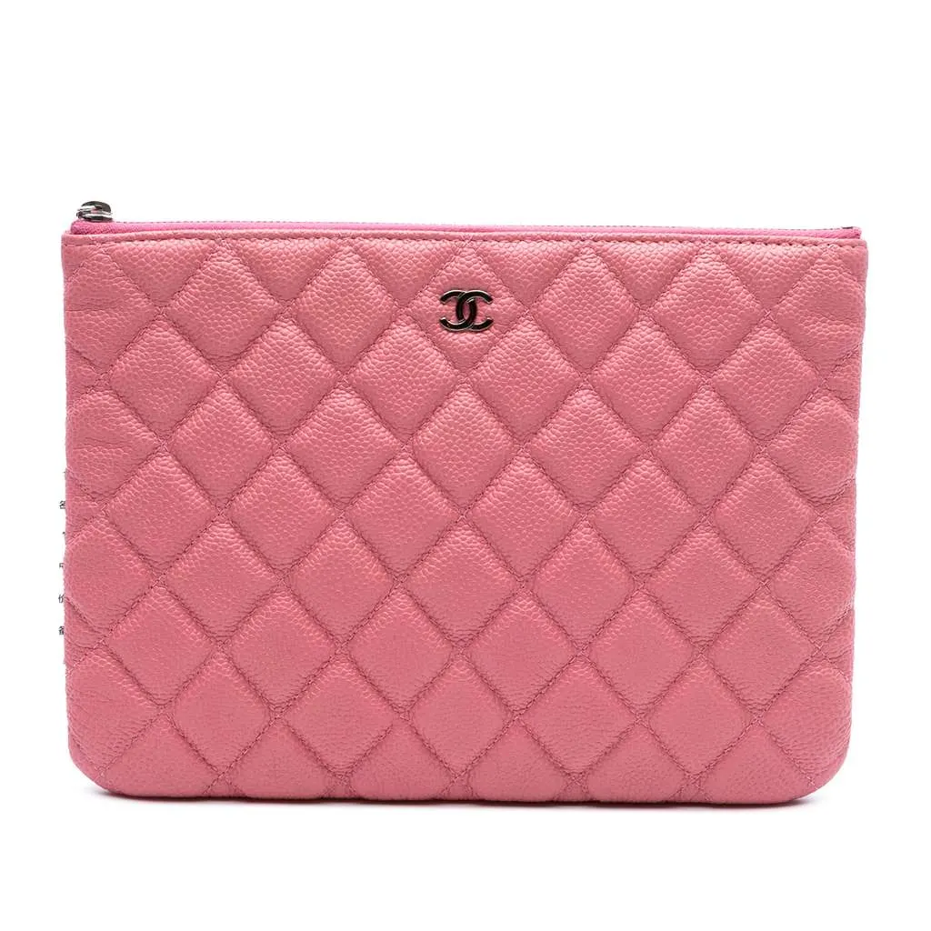 Chanel Small Quilted Caviar O Case Clutch Pink Leather Very good - Front View