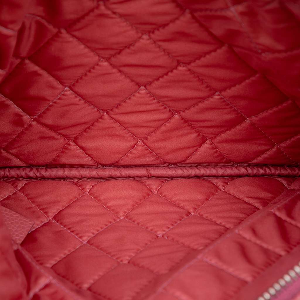 Chanel Small Quilted Caviar O Case Clutch - 4