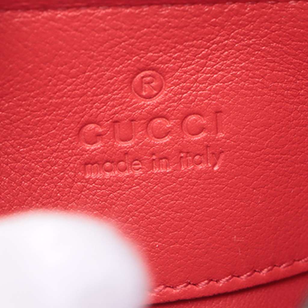 Gucci GG Supreme Heart Love on Chain - Side view