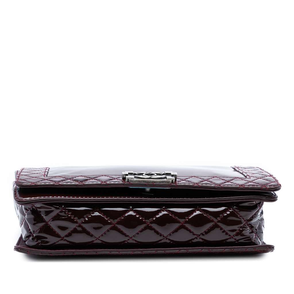 Chanel Medium Patent Boy Reverso Flap - Image 6