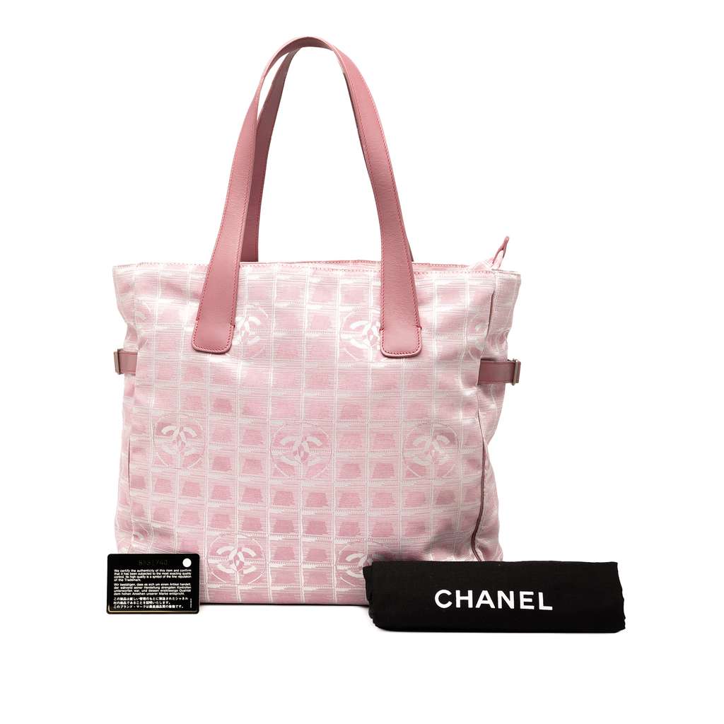 Chanel New Travel Line Nylon Tote - Image 10