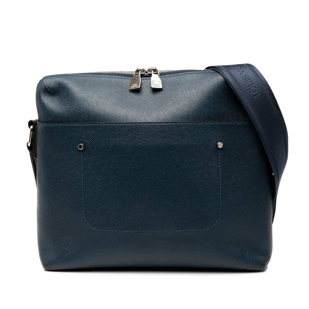 Louis Vuitton Taiga Grigori PM