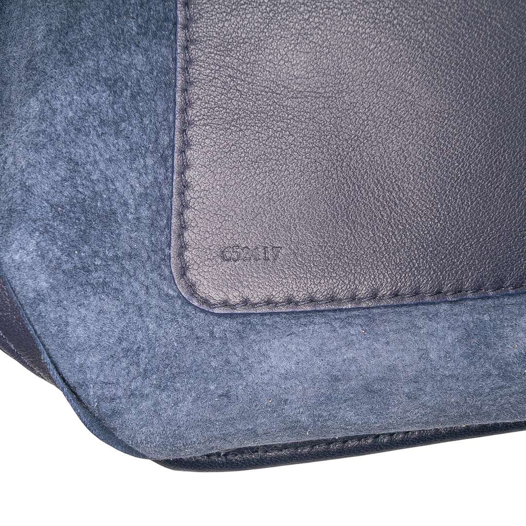 Loewe Small Mellow Nappa Lambskin Squeeze Bag - Detail 1