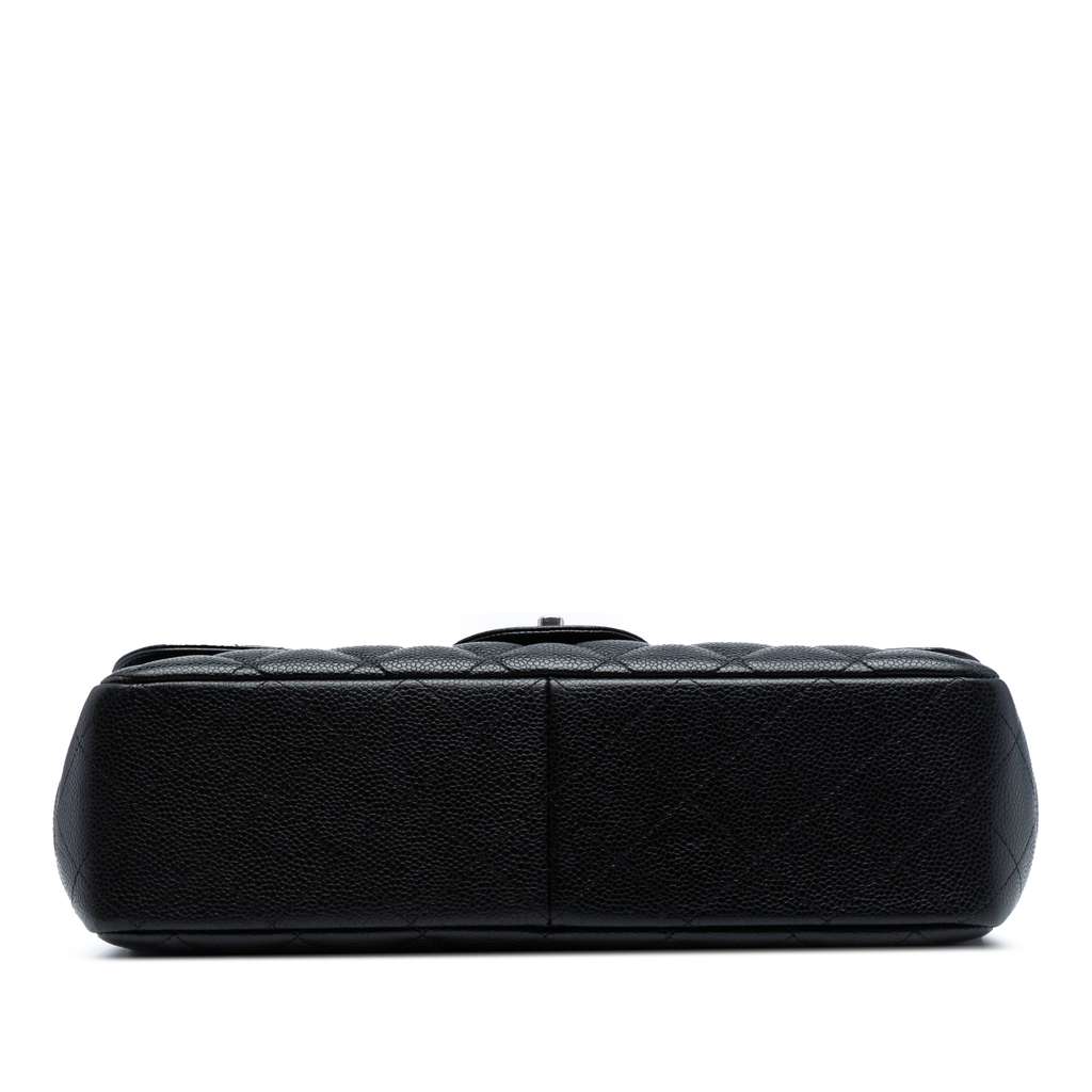 Chanel Jumbo Classic Caviar Single Flap - Image 6
