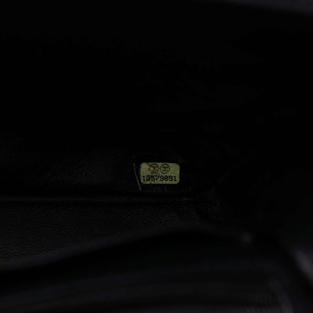 Chanel Jumbo Classic Caviar Single Flap - Detail 1