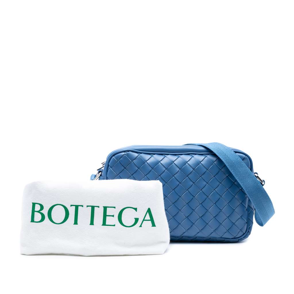 Bottega Veneta Small Nappa Intrecciato Camera Bag - Image 10