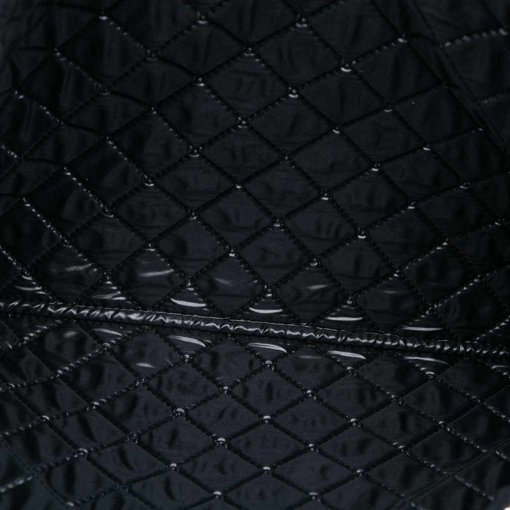 Chanel Medium Bicolor Caviar and Iridescent Calfskin O Case Clutch - 4