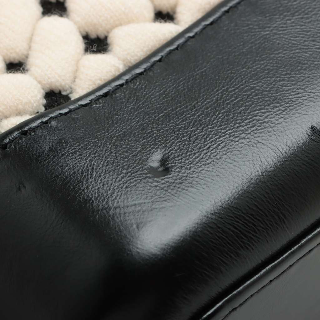 Chanel Small Knit and Calfskin Gabrielle Hobo - Detail 2