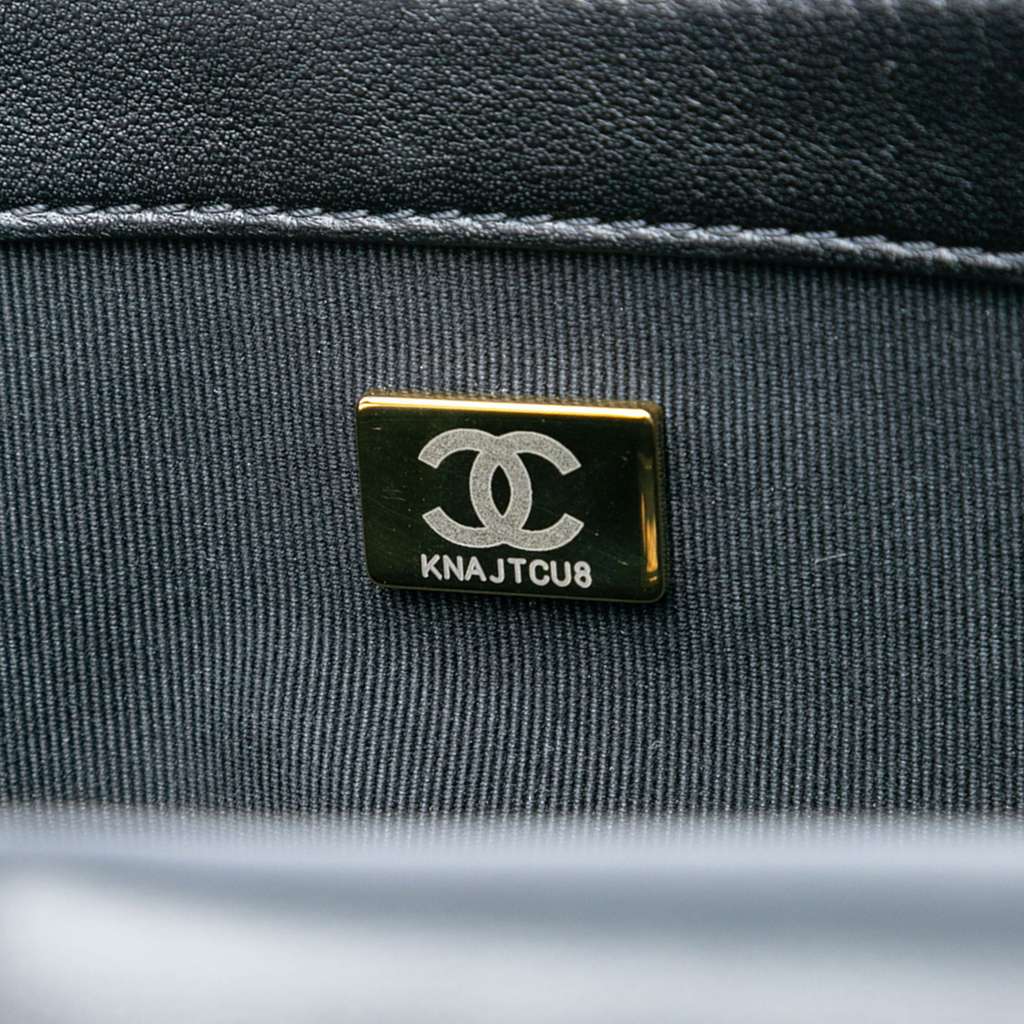 Chanel Quilted Lambskin On And On Chain Flap - Side view