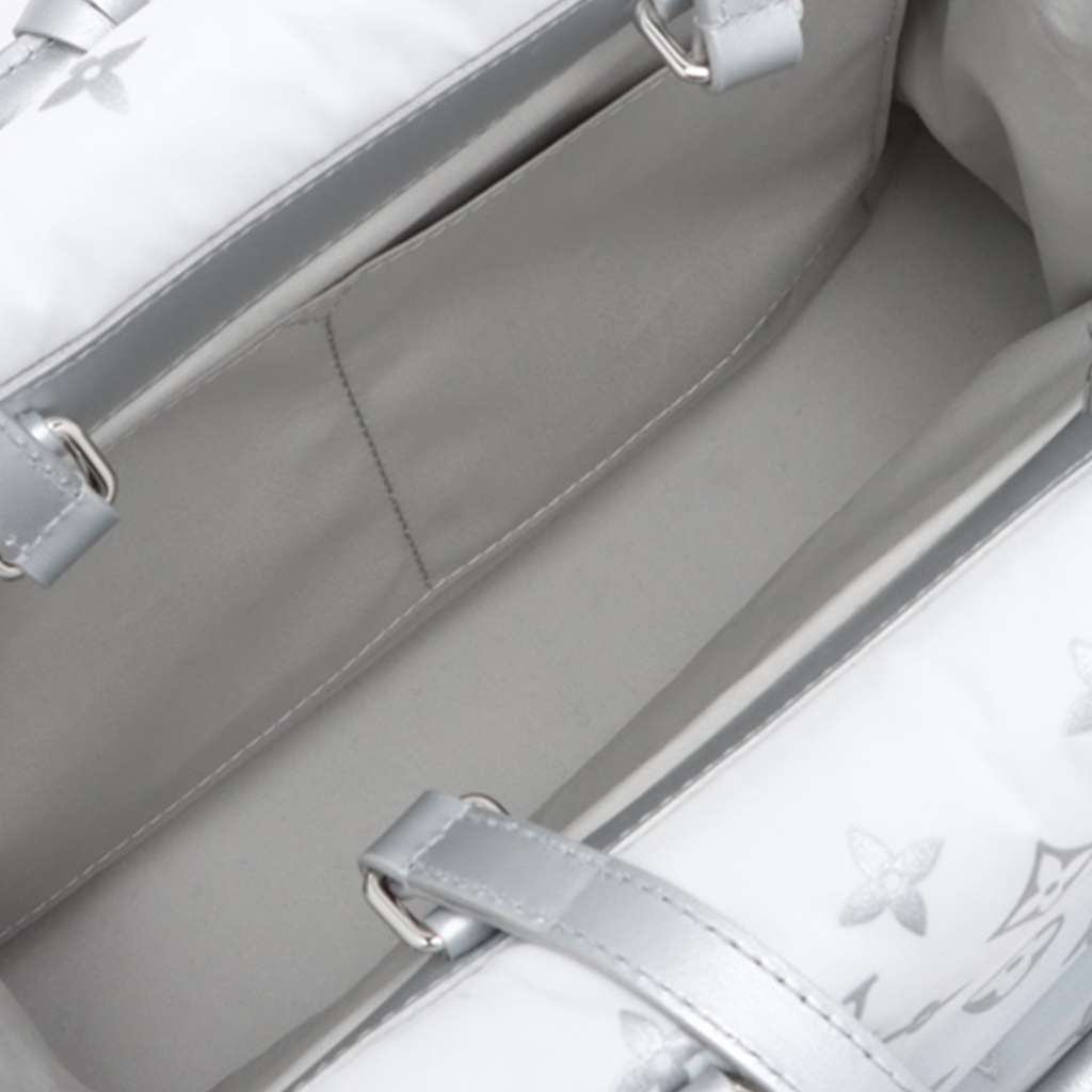 Louis Vuitton Monogram Nylon Gradient  OnTheGo MM - Image 6