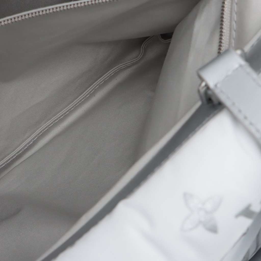 Louis Vuitton Monogram Nylon Gradient  OnTheGo MM - 4