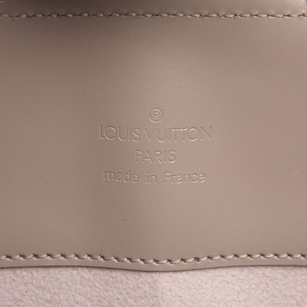 Louis Vuitton Epi Reverie - Side view