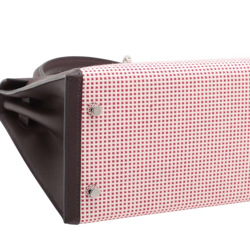 Hermès Toile Quadrille and Swift Kelly II Sellier 28 - Image 10