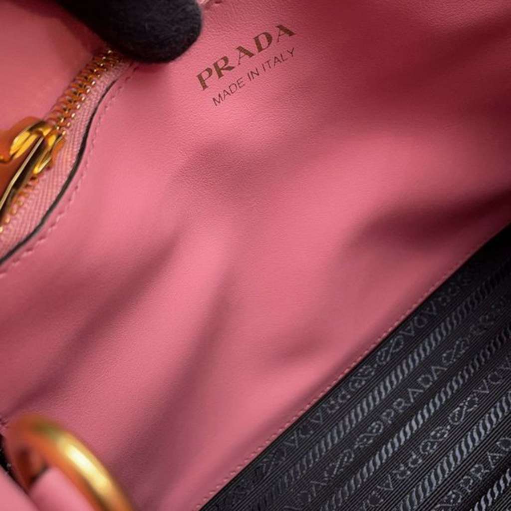 Prada City Calf Trimmed Saffiano Paradigme Bag - Detail 1