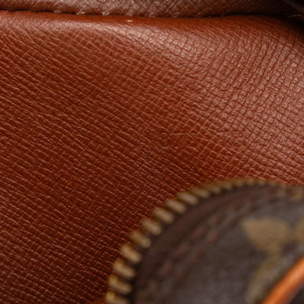 Louis Vuitton Monogram Pochette Marly Bandouliere - Detail 1