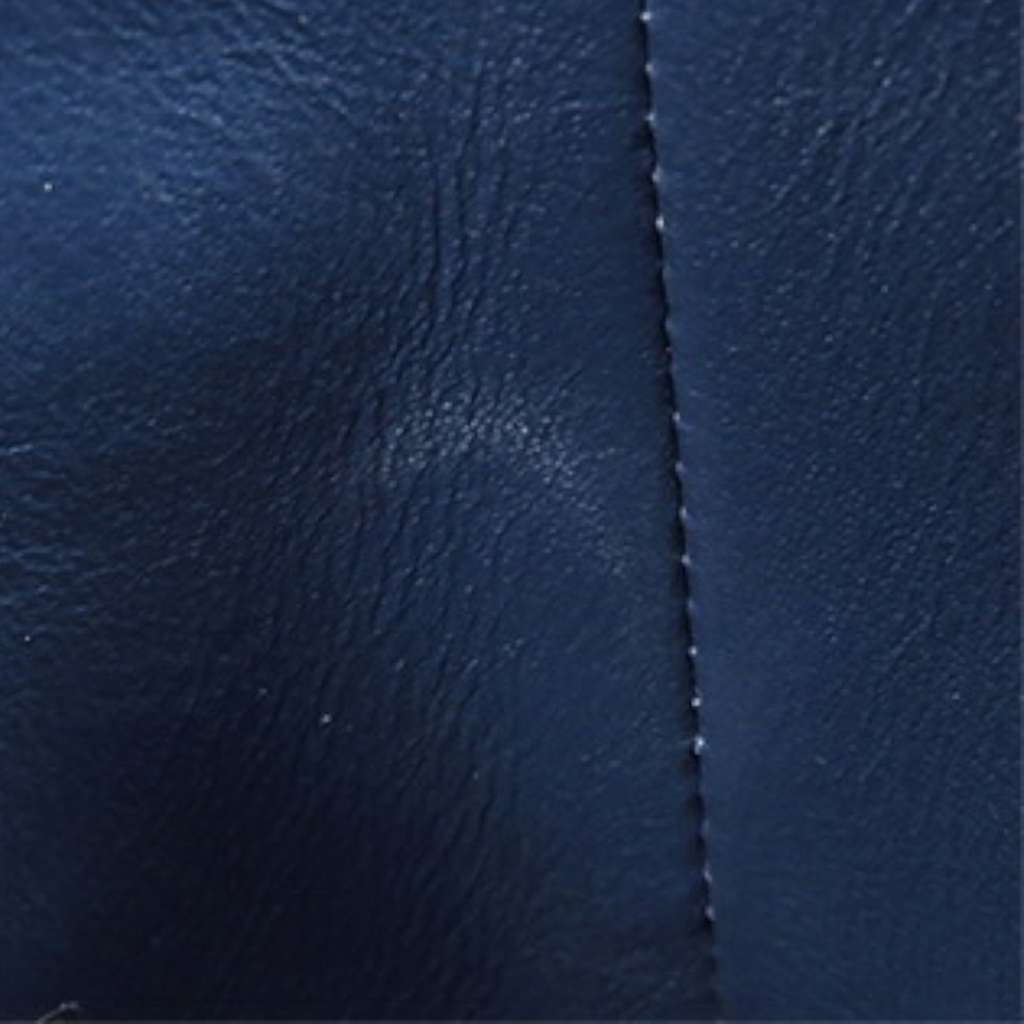 Chanel Quilted Lambskin Trendy CC Vanity Case - Image 20