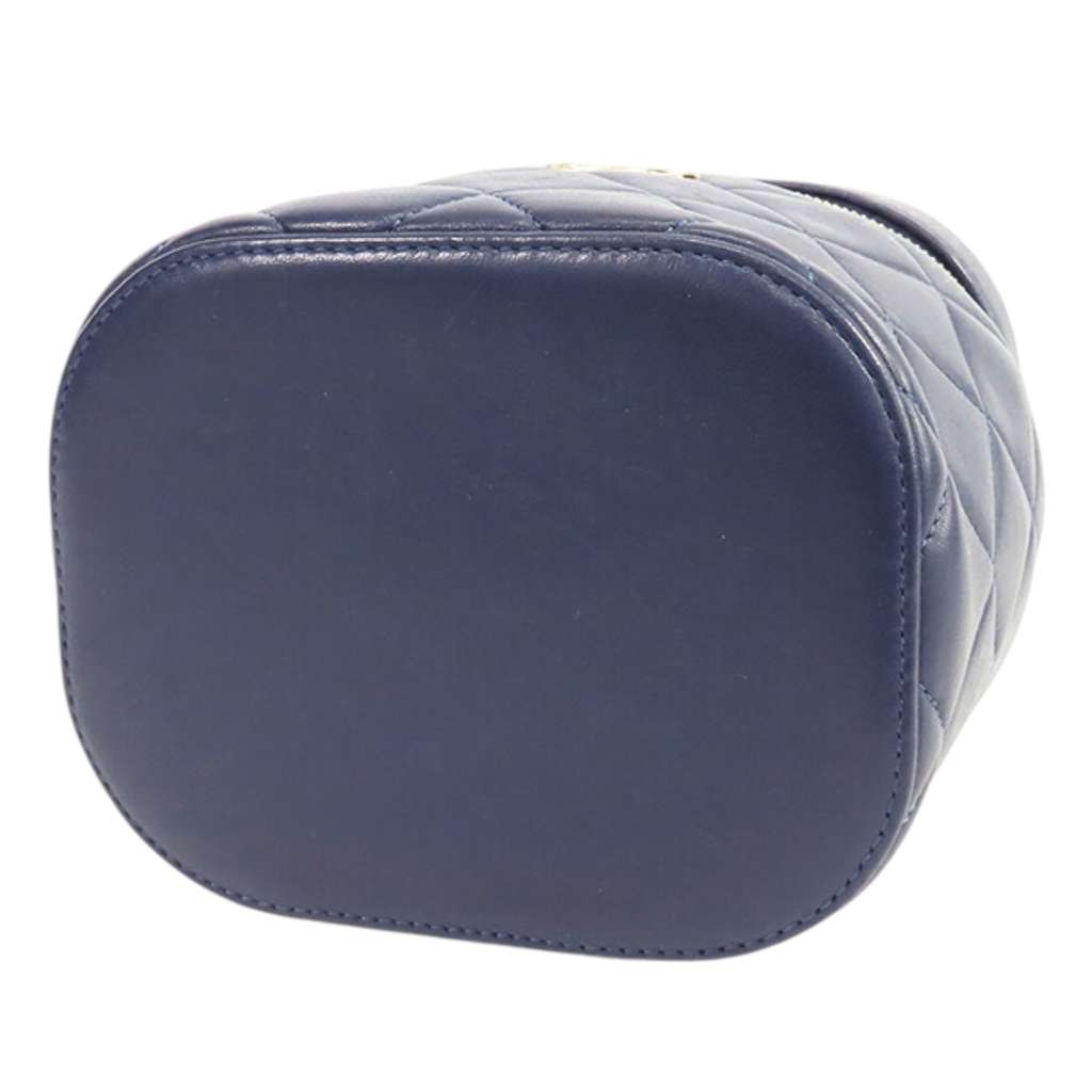 Chanel Quilted Lambskin Trendy CC Vanity Case - Image 6