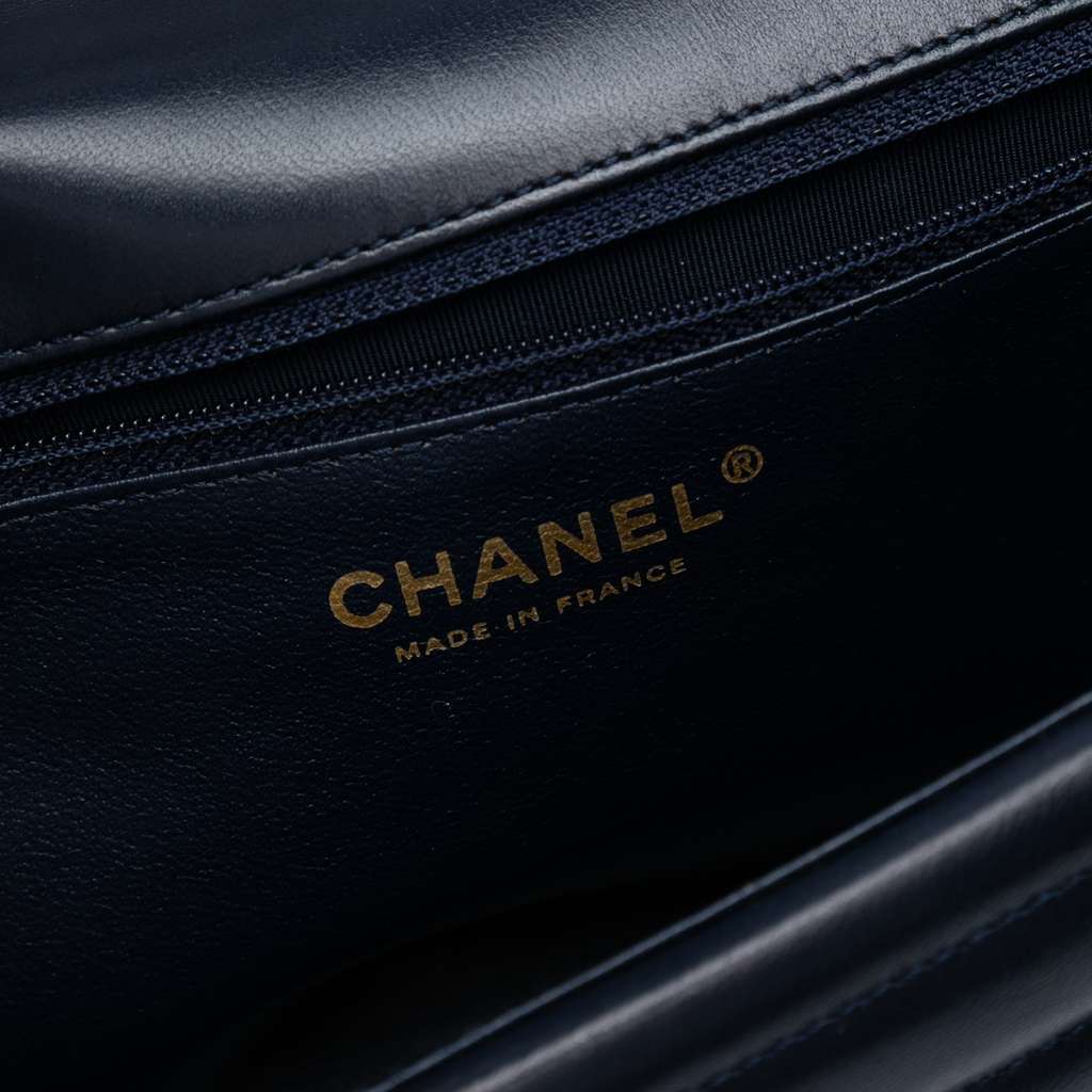 Chanel CC Horizontal Quilted Lambskin Double Flap - Side view