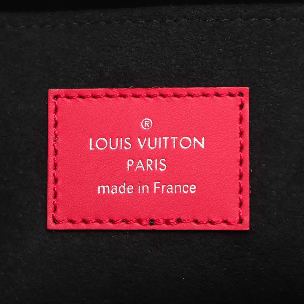Louis Vuitton Supreme Epi Pochette Jour GM - Side view