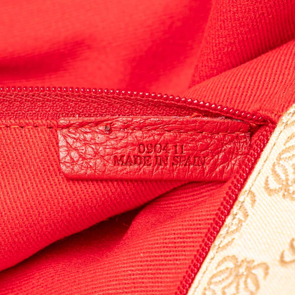 Loewe Anagram Canvas Tote - Detail 2