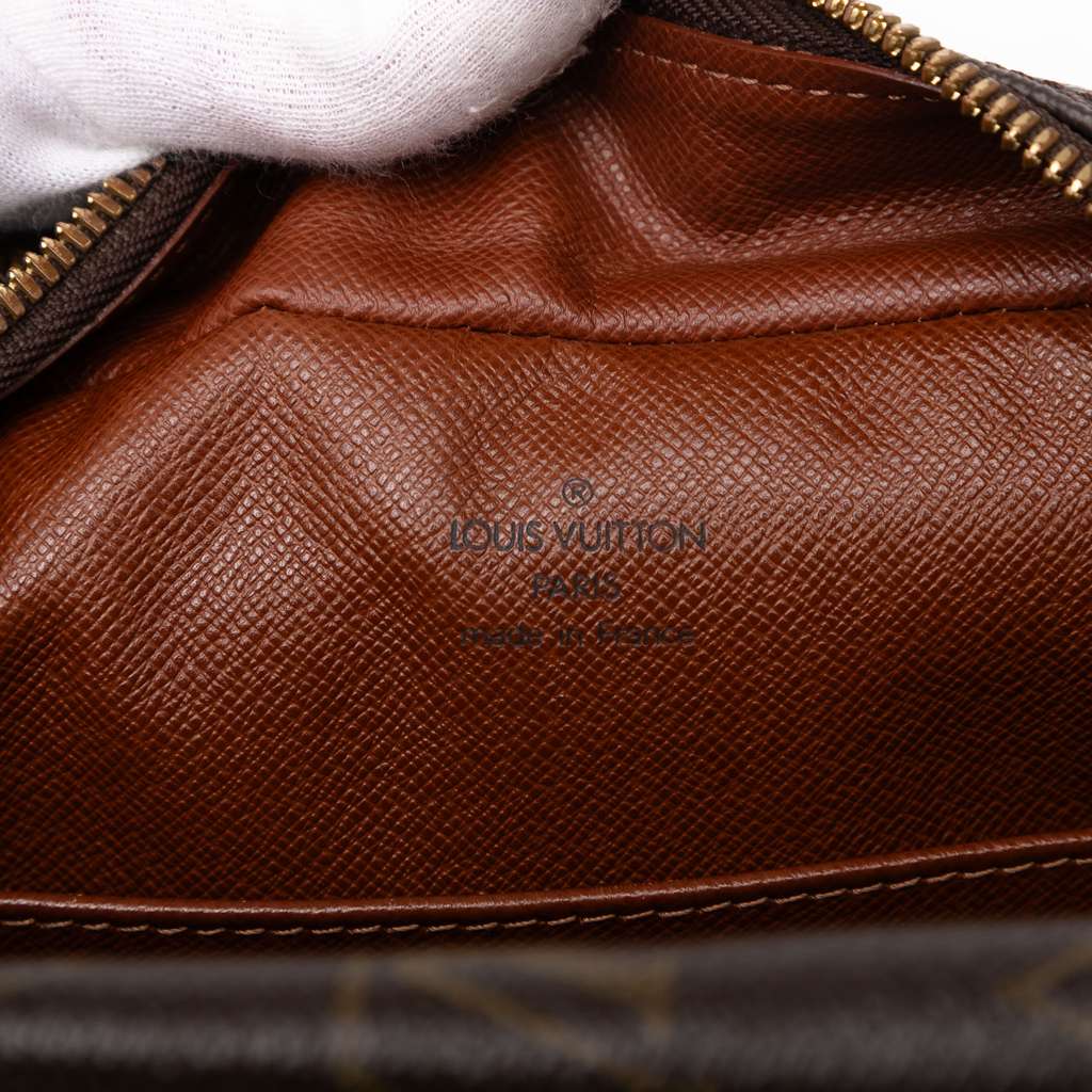 Louis Vuitton Monogram Cite MM - Side view