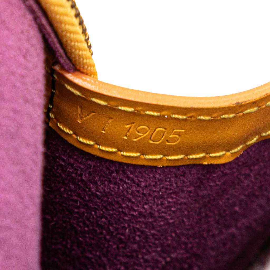 Louis Vuitton Epi Gobelins - Detail 1