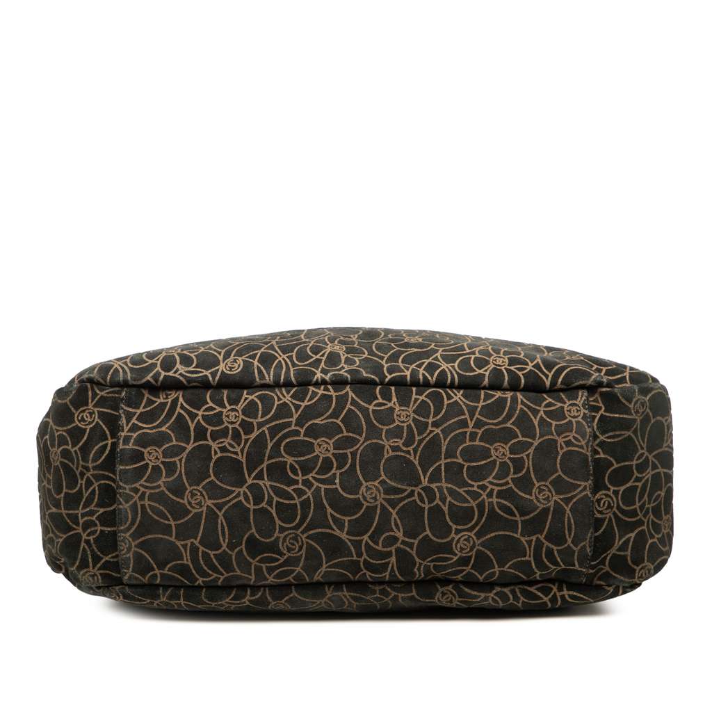 Chanel CC Suede Camellia Hobo - 3