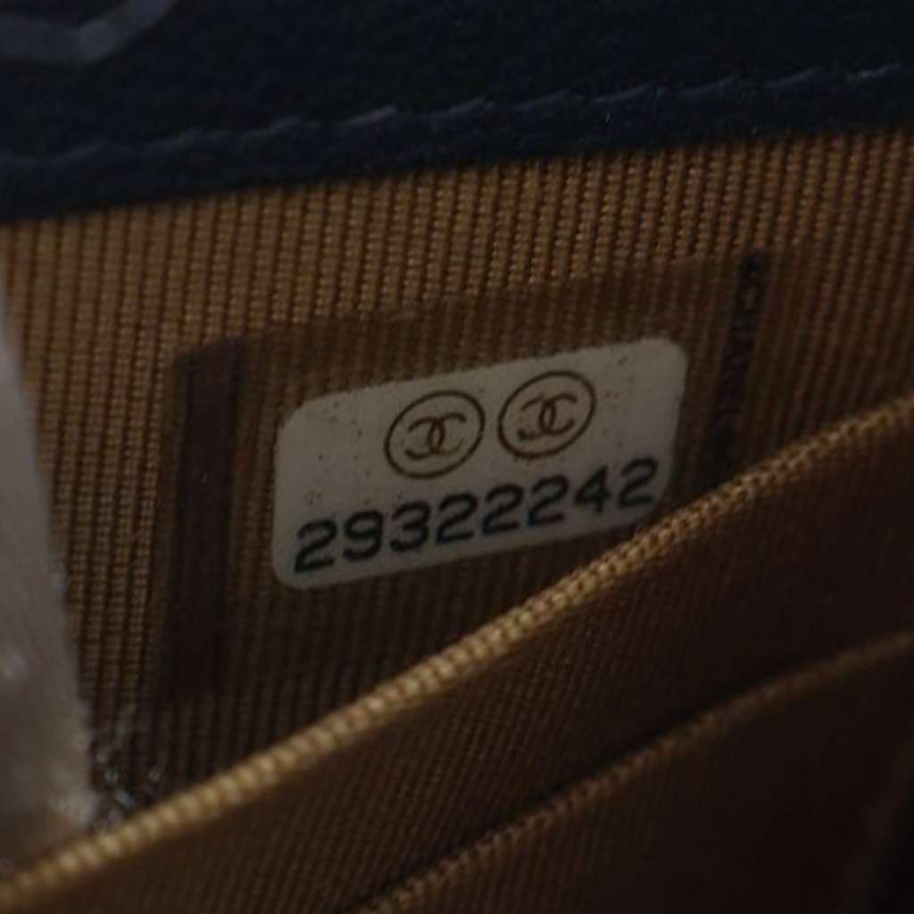 Chanel Mini Goatskin Chic Pearls Clutch On Chain - 4