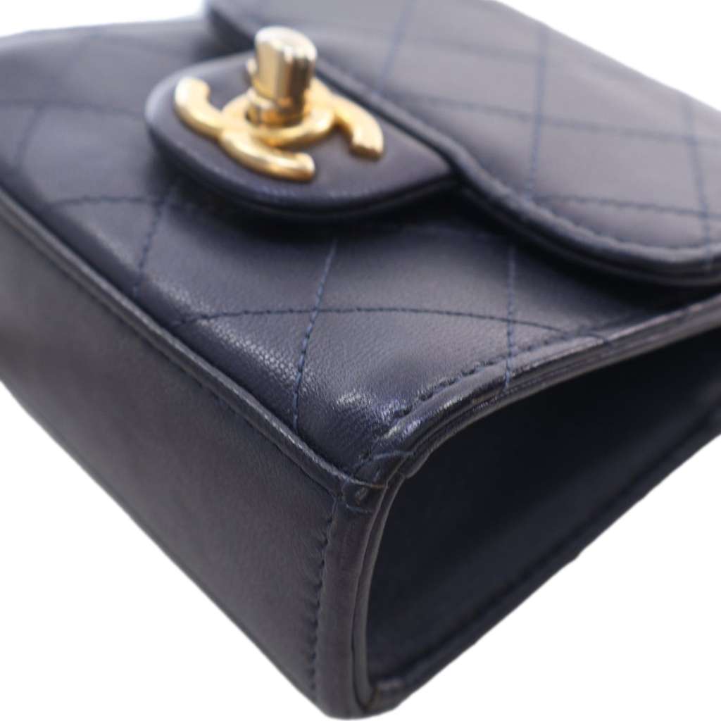 Chanel Mini Goatskin Chic Pearls Clutch On Chain - Image 11