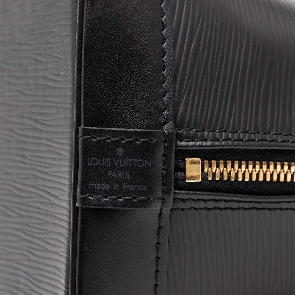 Louis Vuitton Epi Alma PM - Side view