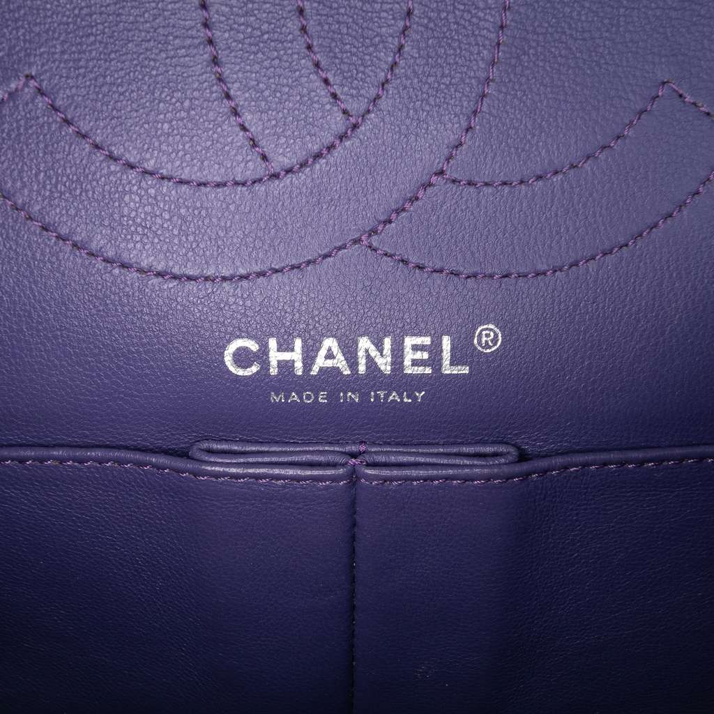 Chanel Quilted Lambskin Reissue 2.55 Double Flap 225 - Detail 1