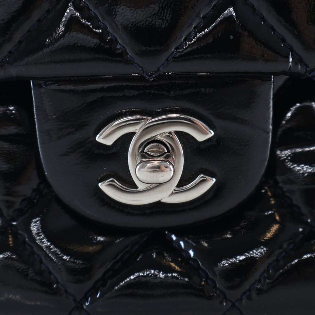Chanel Jumbo Quilted Patent 3 Compartment Flap - Image 12