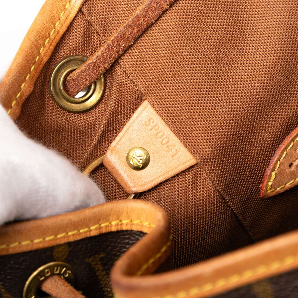 Louis Vuitton Monogram Montsouris PM - Side view