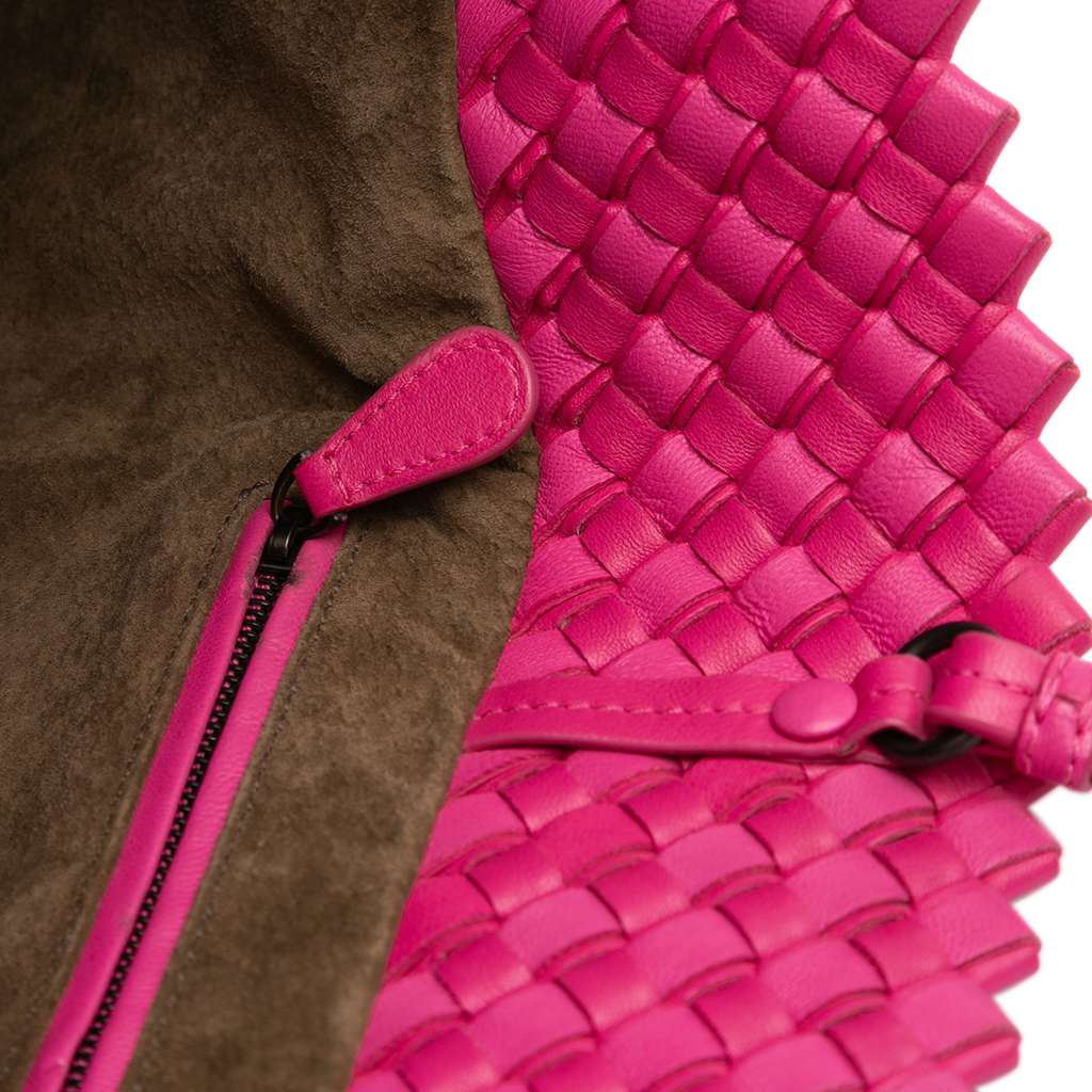 Bottega Veneta Intrecciato Trimmed Bicolor Nappa Tote - Side view