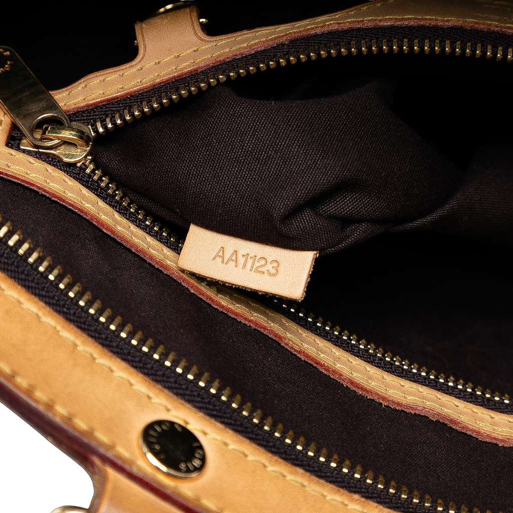 Louis Vuitton Monogram Vernis Brea MM - Side view