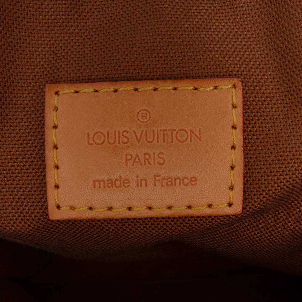 Louis Vuitton Monogram Batignolles Vertical PM - Side view