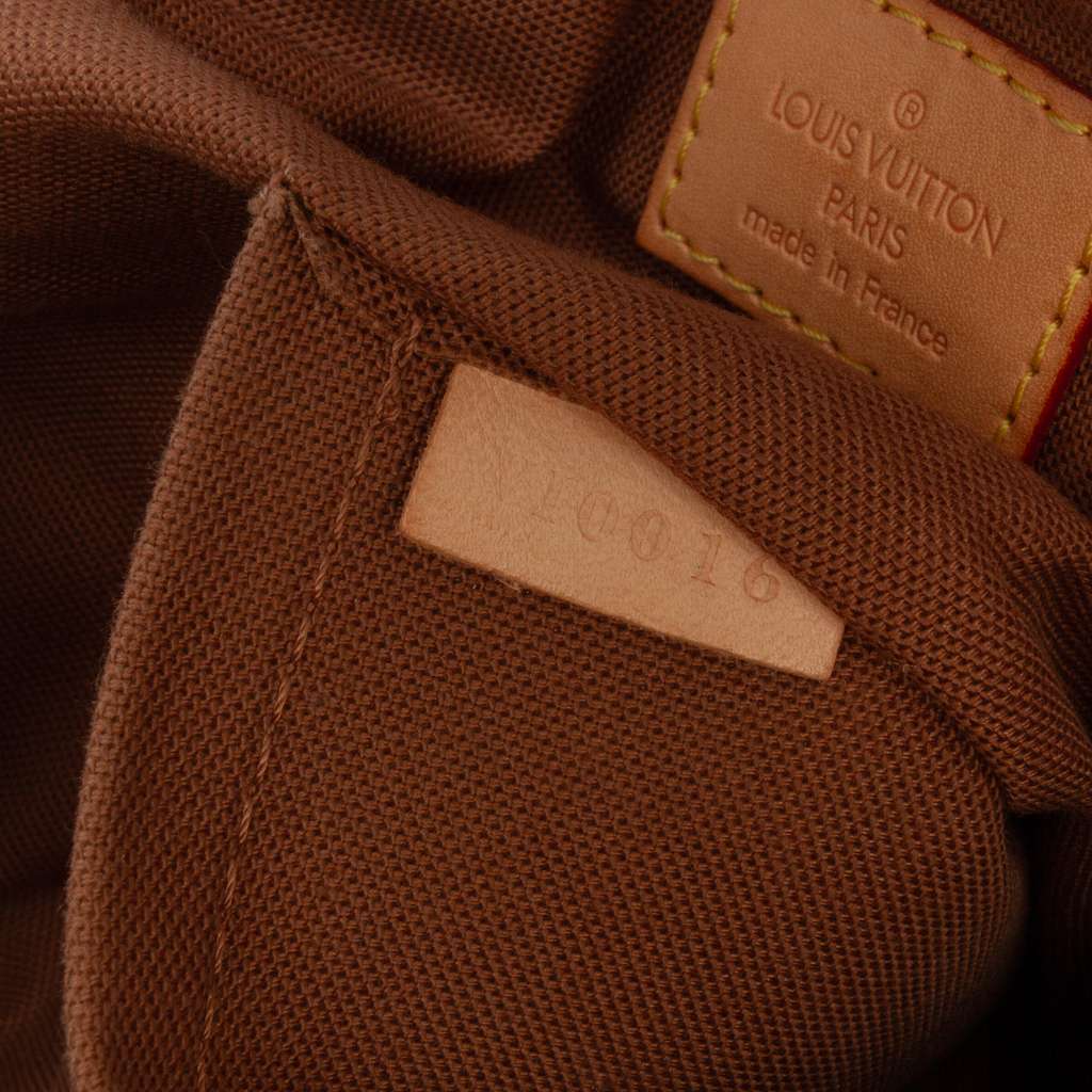 Louis Vuitton Monogram Batignolles Vertical PM - Detail 1